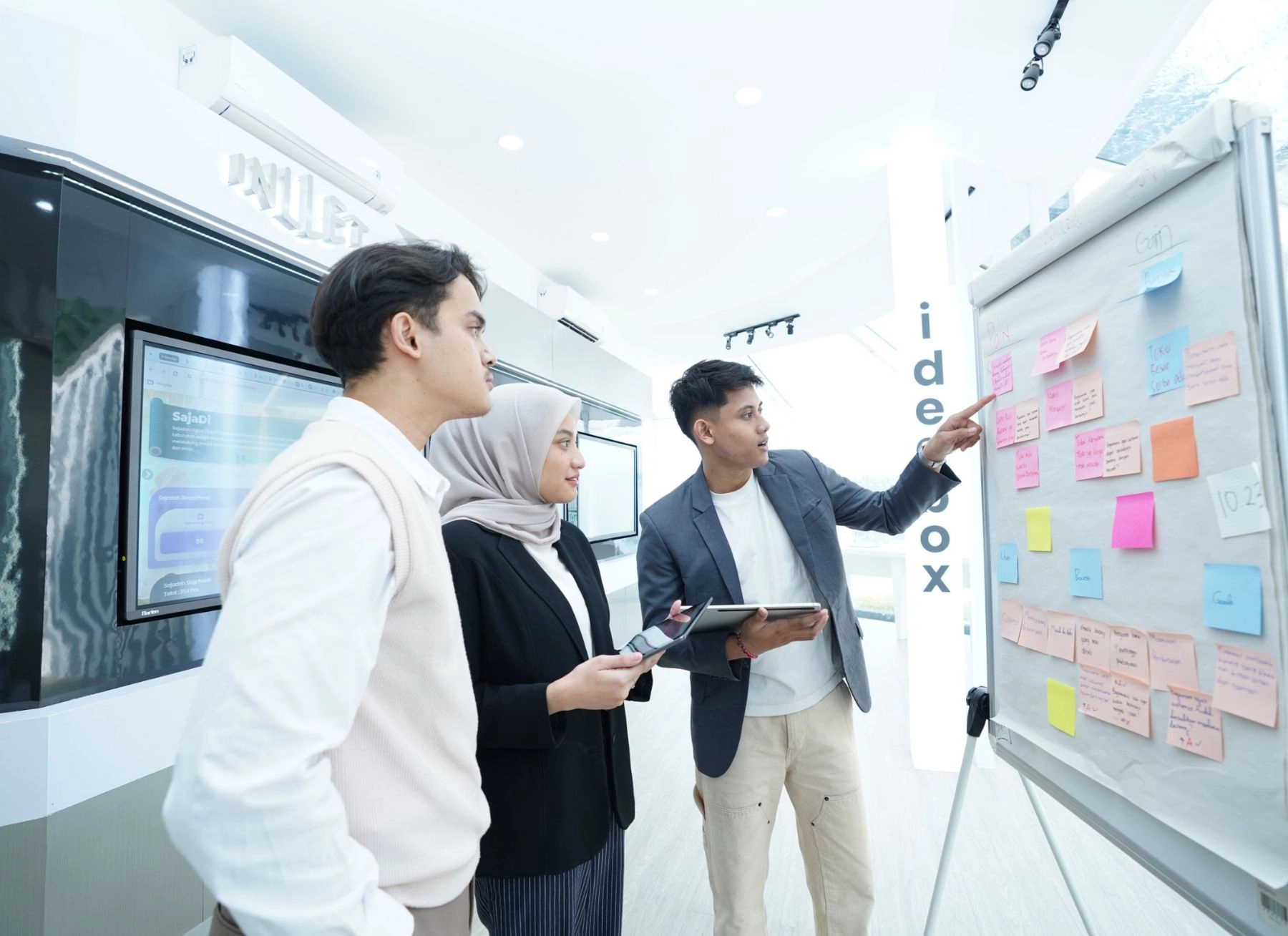 Telkom Luncurkan Program ESG 2024 sebagai Bagian Transformasi TelkomGroup